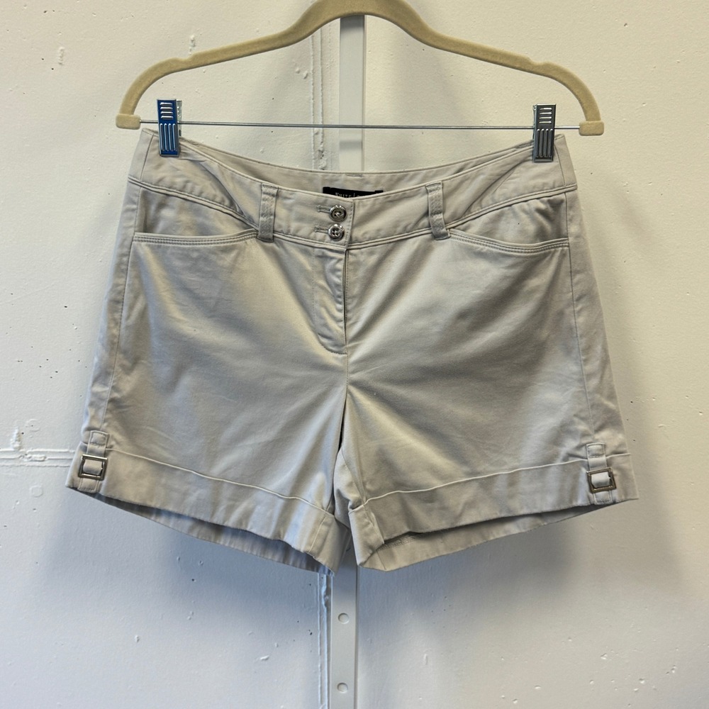 White House Black Market Light Gray Chino Shorts Tan Buckle Detail Sz 4 Utility